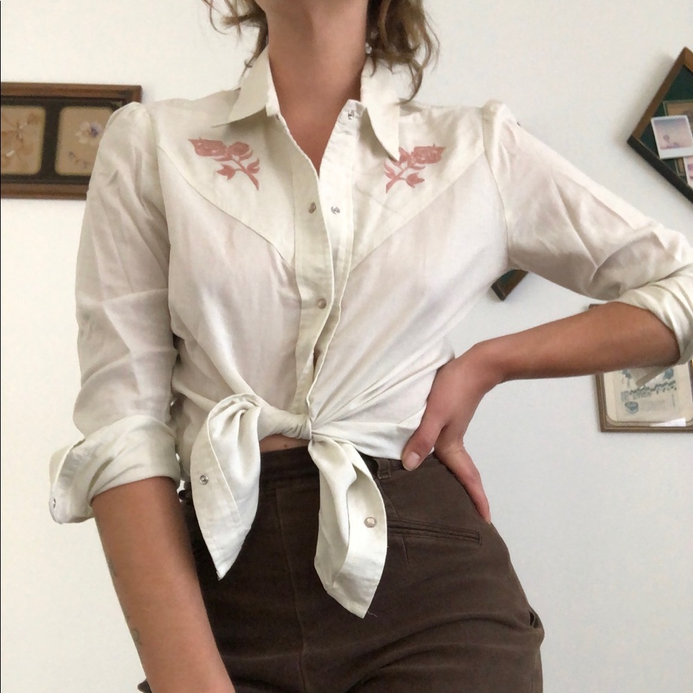 western rose button up